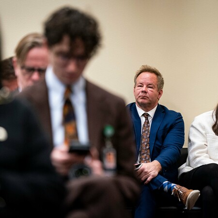 «Γιατί δεν φοράς κοστούμι;»: Η ερώτηση που έθεσε στον Ζελένσκι ακροδεξιός δημοσιογράφος