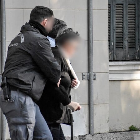 Ναύπλιο: Η 72χρονη που μαχαίρωσε τον ληστή της περιγράφει τι συνέβη - «Τα λεφτά σου γιατί σε σφάζω»