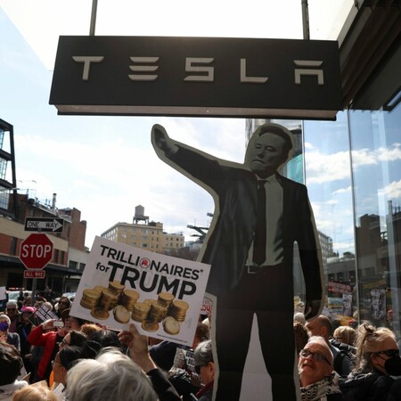 Η Tesla έχασε ό,τι κέρδισε μετά τη νίκη Τραμπ στις αμερικανικές εκλογές