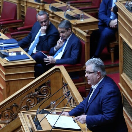 Βουλή -Κουτσούμπας: Συζητάμε για τα Τέμπη γιατί σας έχει στριμώξει για τα καλά αυτός ο περήφανος λαός