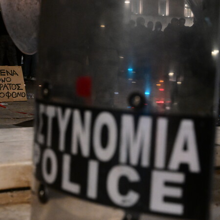 Τέμπη: Διώξεις σε 11 συλληφθέντες μετά τα επεισόδια στην Αθήνα