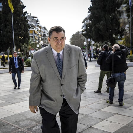 Διεγράφη ο Γιώργος Καρατζαφέρης από το ΛΑΟΣ