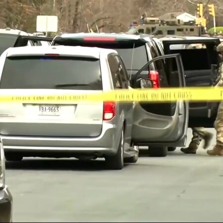 Ένοπλος απειλούσε έξω από τα γραφεία της CIA - Παραδόθηκε μετά από αρκετή ώρα