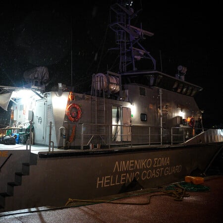 Ναυάγιο μεταναστών στο Φαρμακονήσι: Ένας νεκρός και δύο ανήλικοι σε κρίσιμη κατάσταση - Περισυνελέγησαν 19 άτομα