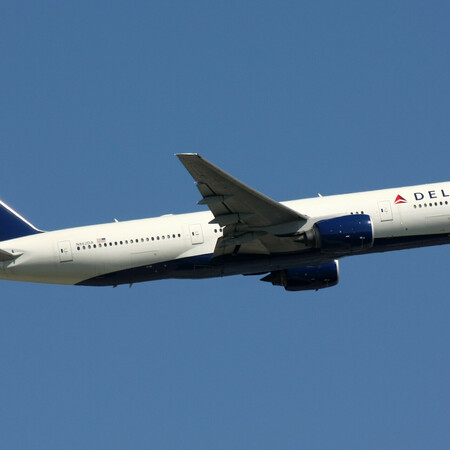 Παρ' ολίγον σύγκρουση Airbus της Delta Air Lines με στρατιωτικό αεροσκάφος στην Ουάσινγκτον
