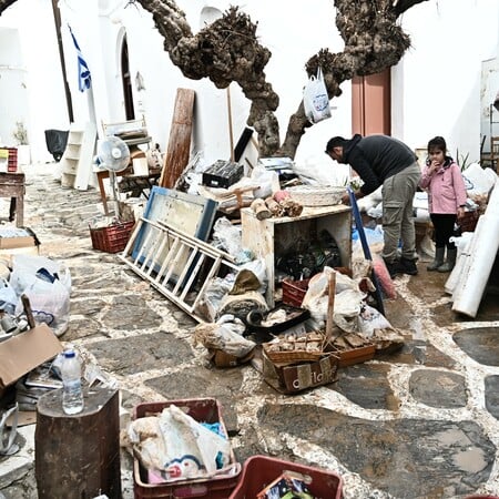 Κακοκαιρία στις Κυκλάδες: Πρωτοφανείς εικόνες βιβλικής καταστροφής από την Πάρο
