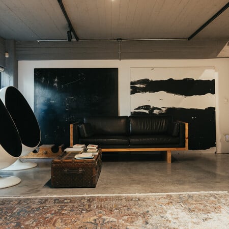 Ένα loft γένους αρσενικού/ Ένα loft που θα μπορούσε να είναι στο Μανχάταν, αλλά είναι στο Μετς