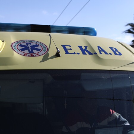 Θεσσαλονίκη: Τραυματίστηκε παιδί 21 μηνών σε λαϊκή όταν εκσφενδονίστηκε μαχαίρι 