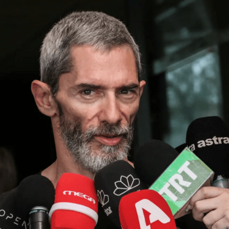 Πλακιάς κατά Λακαφώση: «Ο εθνικός μας πραγματογνώμονας δεν άσκησε ποτέ το επάγγελμα του μηχανικού»