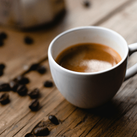 «Ο espresso στα €4,5 δοκιμάζει την υπομονή των καταναλωτών» προειδοποιεί κορυφαία εταιρεία καφέ
