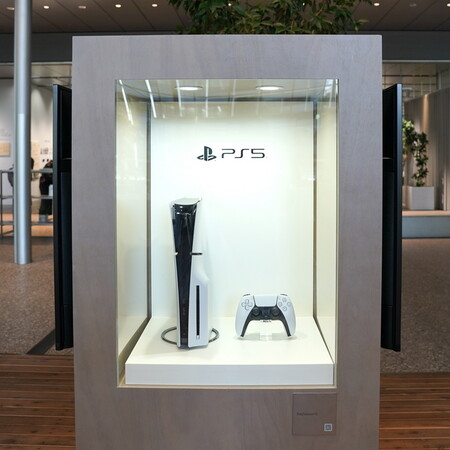 Νέες τιμές για το Playstation 5: Αύξηση 25% λόγω εμπορικών πιέσεων