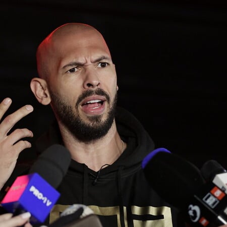 Οι influencer στα social media τροφοδοτούν τον μισογυνισμό στα σχολεία, προειδοποιούν Βρετανοί εκπαιδευτικοί