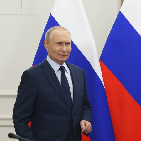 Συνάντηση Πούτιν - Σουλτάνου του Ομάν στη Μόσχα: Στο επίκεντρο το πυρηνικό πρόγραμμα του Ιράν