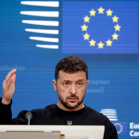 Πιέσεις σε Ζελένσκι για ειρηνευτικές συνομιλίες και τη συμφωνία με τις ΗΠΑ για ορυκτά
