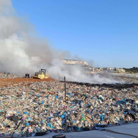 Φωτιά στη Ζάκυνθο – Στάλθηκε μήνυμα από το 112 για τους καπνούς