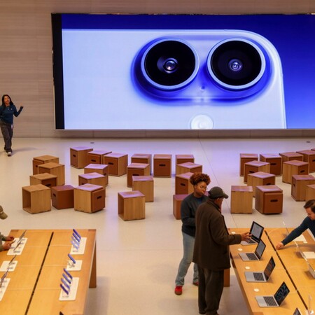 Δασμοί Τραμπ: Η Apple μεταφέρει την συναρμολόγηση των iPhone στην Ινδία από την Κίνα