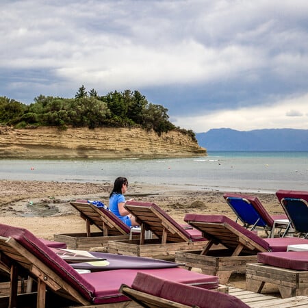 Καιρός: Άνοδος της θερμοκρασίας και εξασθένηση των ανέμων