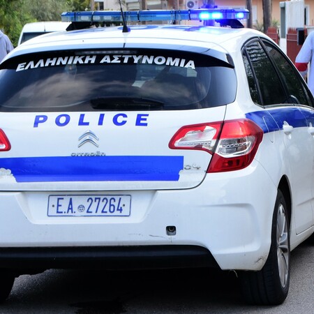 Θεσσαλονίκη: Άνδρας έριξε βενζίνη σε 22χρονη μετά από καβγά