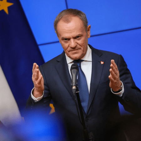 Πολωνία: Ο Τουσκ δηλώνει ότι Ρώσοι χάκερ επιτέθηκαν σε ιστοσελίδες του κόμματός του πριν από τις προεδρικές εκλογές