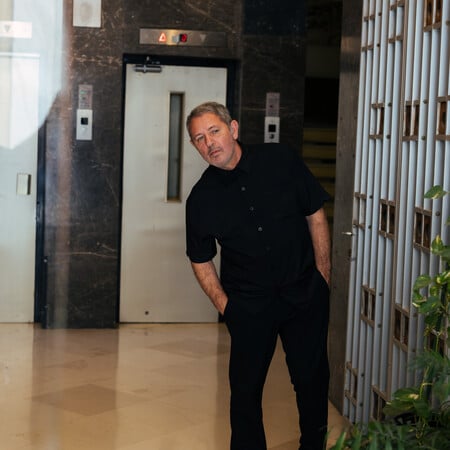 Παύλος Παυλίδης: «Δεν ξέρω αν τελικά θα σώσει τον κόσμο η ομορφιά, θέλω όμως να την εμπιστευτώ»