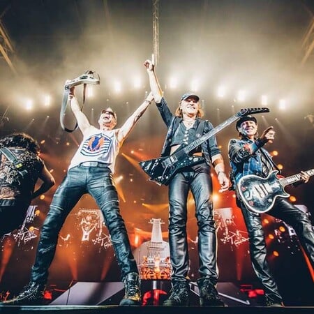 Βιβλία για τη μουσική: Scorpions, Στέλιος Καζαντζίδης-Πάνος Γεραμάνης, ροκ εγκυκλοπαίδειες και αβανγκάρντ