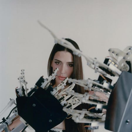 Arca: Ντίβα και cyborg