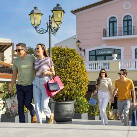 Summer Offers στο Designer Outlet Athens