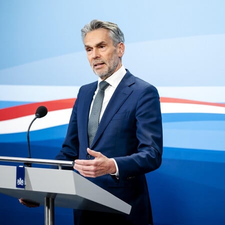 Η Ολλανδία σε πολιτική δίνη: Παραιτήθηκε ο πρωθυπουργός μετά την αποχώρηση Βίλντερς