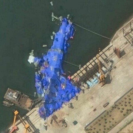 Βόρεια Κορέα: Μυστήριο με μπαλόνια δίπλα σε διασωθέν πολεμικό πλοίο του Κιμ Γιονγκ Ουν