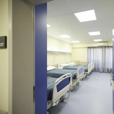 Τζάνειο: Με πολυοργανική ανεπάρκεια η 62χρονη - Σε εξέλιξη ΕΔΕ για τον βοηθό νοσηλευτή