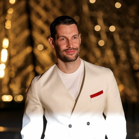 Jacquemus: «Καλησπέρα» στα ελληνικά από τον κορυφαίο σχεδιαστή