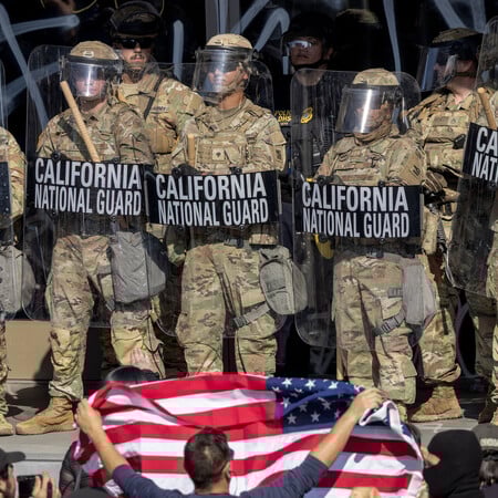 Ποιοι συλλαμβάνονται από την υπηρεσία Μετανάστευσης υπό την προεδρία Τραμπ;