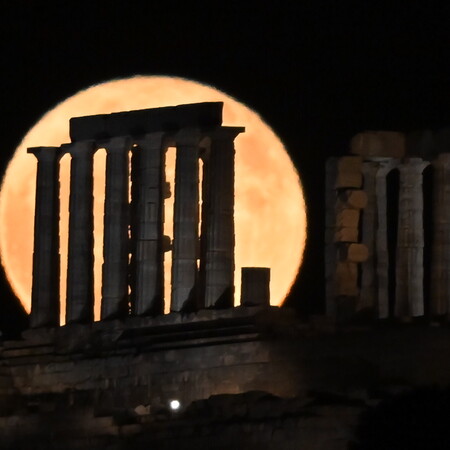Η πανσέληνος του Ιουνίου στο Σούνιο