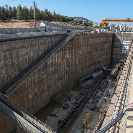 Μετρό Αθήνας - Γραμμή 4: Ο Μετροπόντικας «Νίκη» ολοκλήρωσε τη σήραγγα στο Γαλάτσι 