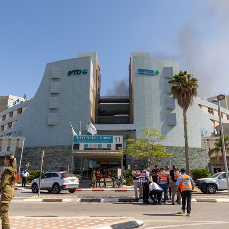 Ισραήλ - Ιράν: Κλιμακώνεται η σύρραξη με το χτύπημα στο νοσοκομείο