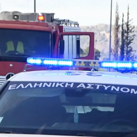 Καταδίωξη στην Αττική Οδό: Ύποπτοι για διάρρηξη εμβόλισαν τρία οχήματα και εξαφανίστηκαν