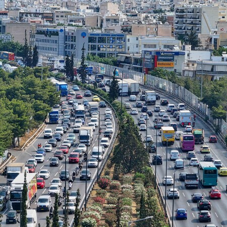 Κάμερες σε οκτώ επιλεγμένα σημεία της Αττικής και σε 10 γραμμές λεωφορείων 