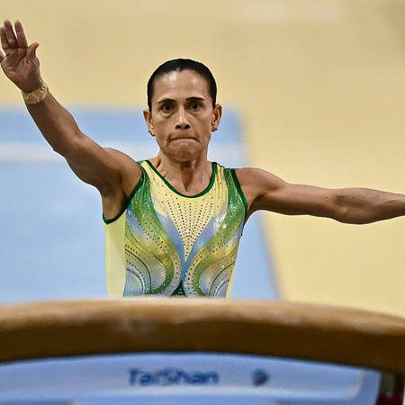 Οξάνα Τσουσοβίτινα: Η 50χρονη Ολυμπιονίκης κατέκτησε ασημένιο στο Παγκόσμιο Challenge Cup