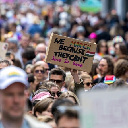 Budapest Pride: Ρεκόρ συμμετοχής στον απόηχο των απειλών Όρμπαν για την LGBTQ+ κοινότητα