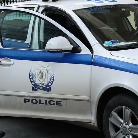 Πετρούπολη: 16χρονος συνελήφθη γιατί επιτέθηκε με σουγιά σε ανήλικο μέσα σε λεωφορείο 