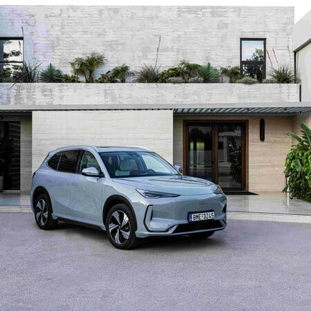 Το Geely EX50 ξεχωρίζει με τον δικό του τρόπο