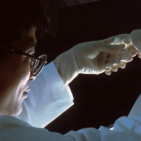 Έγκριση ορόσημο στις ΗΠΑ: Ενεση υπόσχεται πλήρη πρόληψη του HIV/AIDS