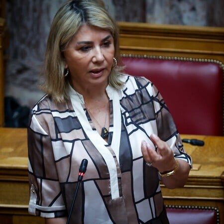 Ζέττα Μακρή: Τι ισχυρίζεται ο δημοσιογράφος που κατηγορείται για εκβιασμό - Τι απαντά η βουλευτής της ΝΔ