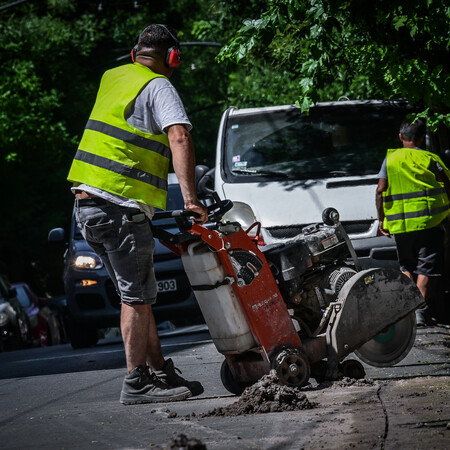 Υποχρεωτική παύση υπαίθριων εργασιών λόγω καύσωνα σε πολλές περιοχές
