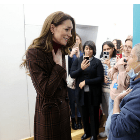Σημαντικός ο αντίκτυπος της απόφασης του βασιλιά Καρόλου και της Κέιτ Μίντλετον να μιλούν ανοιχτά για τον καρκίνο