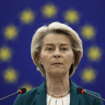 Η δεύτερη θητεία της Ούρσουλα φον ντερ Λάιεν ξεκινά με πολιτικές αναταράξεις