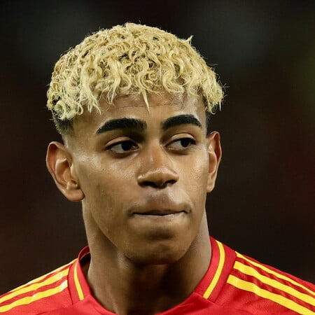 Ο Λαμίν Γιαμάλ κατηγορείται ότι προσέλαβε άτομα με νανισμό για «ψυχαγωγία» στο πάρτι γενεθλίων του