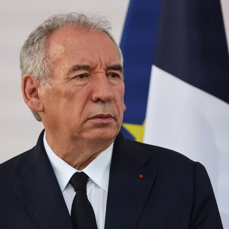 Γαλλία: Κατάργηση αργιών και «πάγωμα» δημοσίων δαπανών - Οι προτάσεις Μπαϊρού για να μειωθεί το έλλειμμα