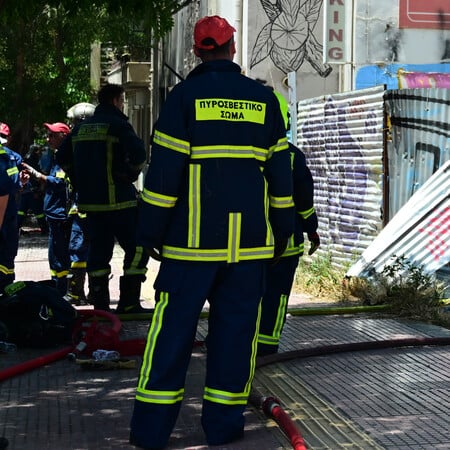 Φωτιά τώρα σε διαμέρισμα στην Πατησίων