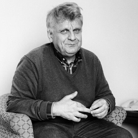Βρασίδας Καραλής: Ο δρόμος της μνήμης και της εποχής του αδιανόητου 